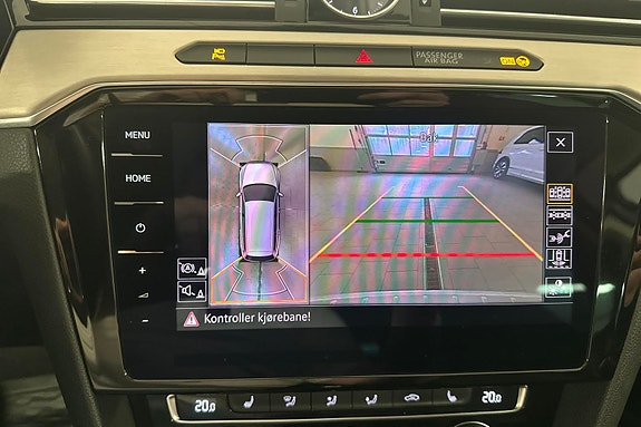 Volkswagen Passat Alltrack 13 of 24