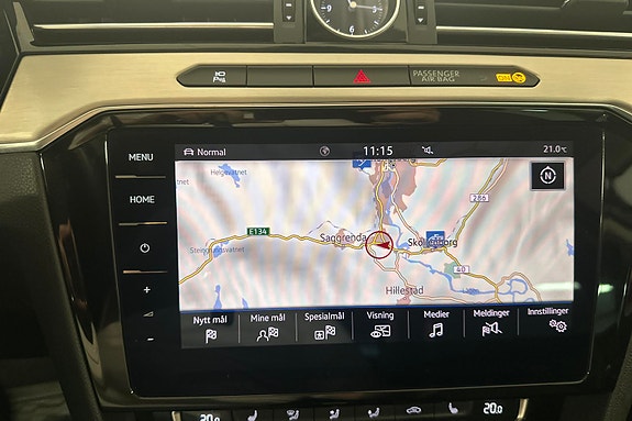 Volkswagen Passat Alltrack 12 of 24