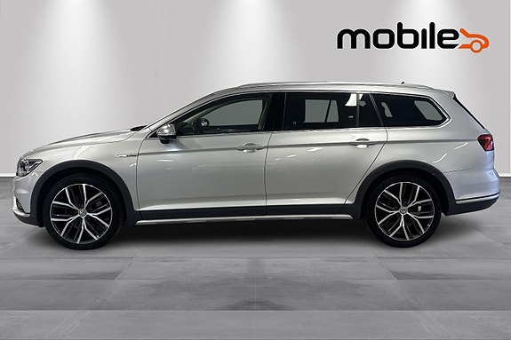 Volkswagen Passat Alltrack 20 of 24
