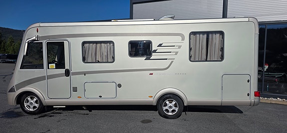 Hymer B 698 NORWAY LINE ALDE 150HK AUT  SOLCELLE NAVI 4250 KG 4 of 30