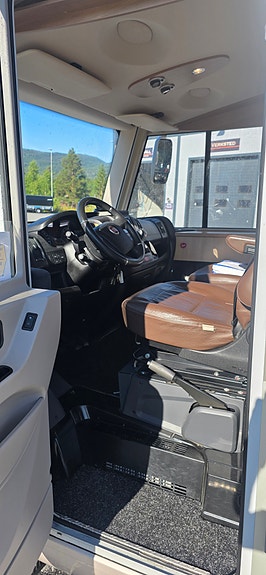 Hymer B 698 NORWAY LINE ALDE 150HK AUT  SOLCELLE NAVI 4250 KG 11 of 30