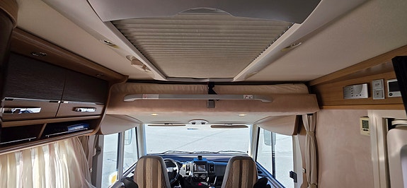 Hymer B 698 NORWAY LINE ALDE 150HK AUT  SOLCELLE NAVI 4250 KG 20 of 30