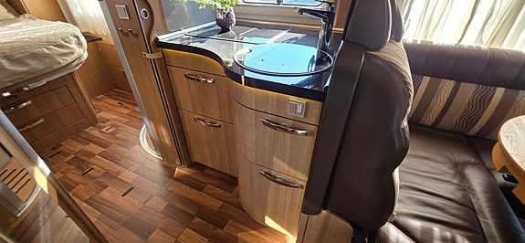 Hymer B 698 NORWAY LINE ALDE 150HK AUT  SOLCELLE NAVI 4250 KG 29 of 30