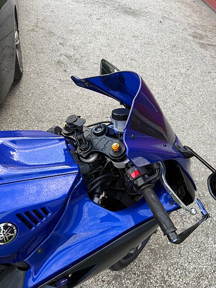 Yamaha R7 5 of 6