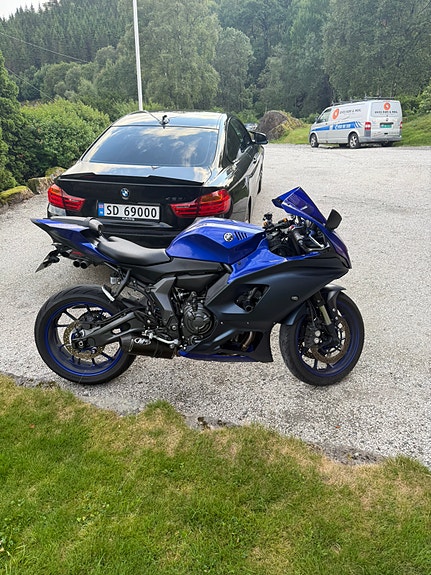 Yamaha R7 3 of 6
