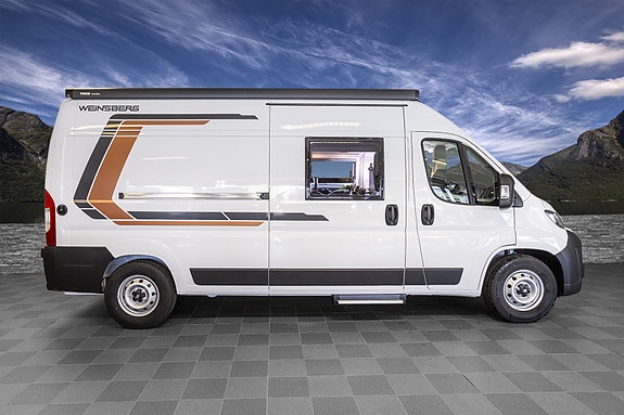 Weinsberg CARABUS 600 MQ smal på veien, stor inni. Omfattende utstyr: Mediapakke, Fiatpakke, Smartpakke, Funksjonspakke, Arktis-Pakke, Care-DrivePakke ++ 2 of 25
