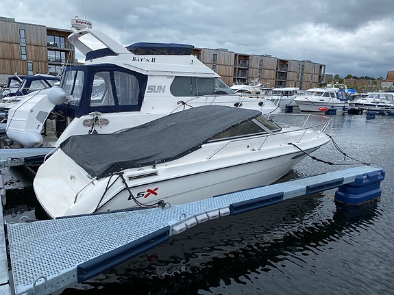 Sea Ray 23 ombygd for LS-motor 13 of 25