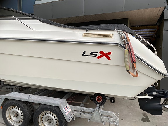 Sea Ray 23 ombygd for LS-motor 19 of 25
