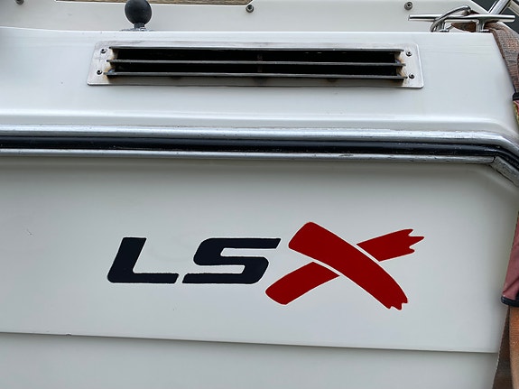 Sea Ray 23 ombygd for LS-motor 17 of 25