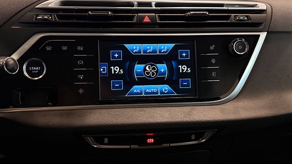 Citroen C4 Picasso 21 of 25