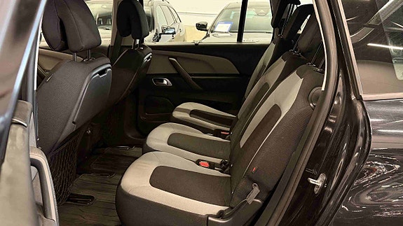 Citroen C4 Picasso 23 of 25