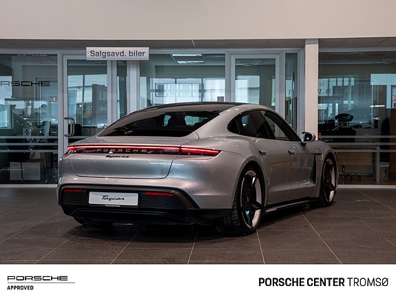 Porsche Taycan 5 of 5