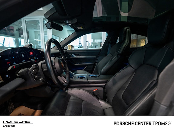Porsche Taycan 28 of 30