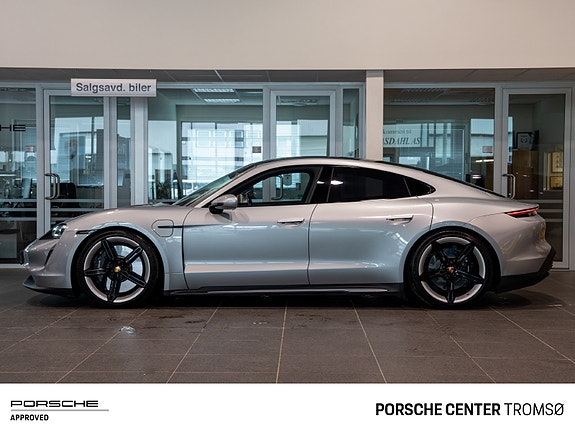 Porsche Taycan 12 of 30
