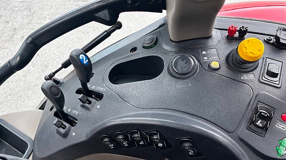 CASE IH LUXXUM 120 15 of 19