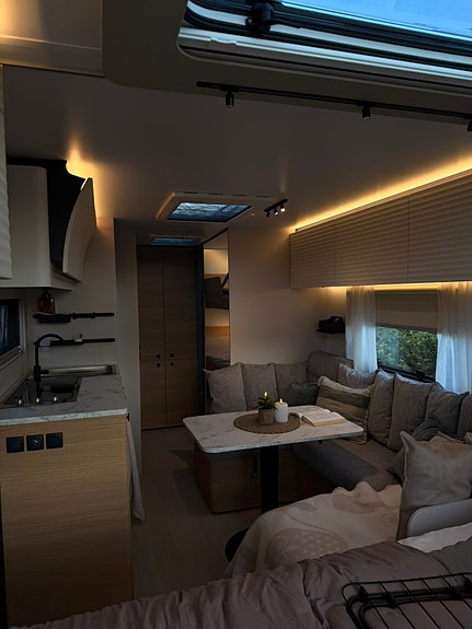Adria 573 PT 5 of 18