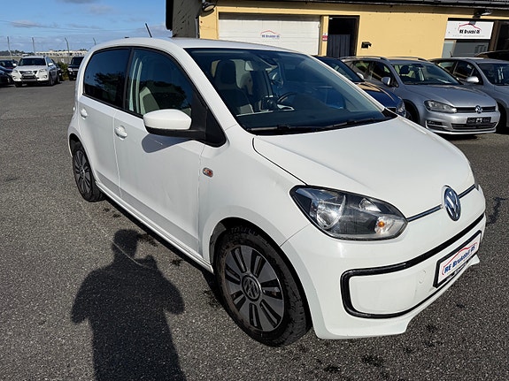 Volkswagen UP! 15 of 28