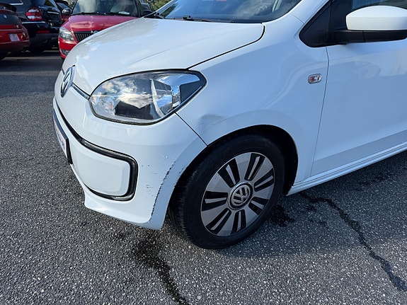 Volkswagen UP! 4 of 5