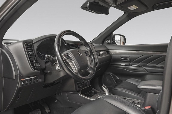Mitsubishi Outlander 15 of 29