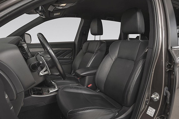 Mitsubishi Outlander 14 of 29