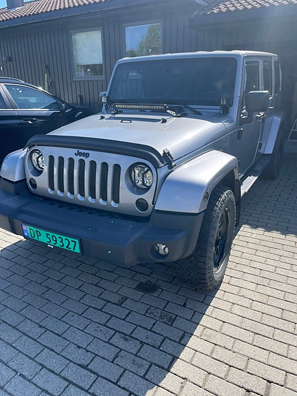 Jeep Wrangler 16 of 30