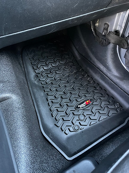 Jeep Wrangler 3 of 5