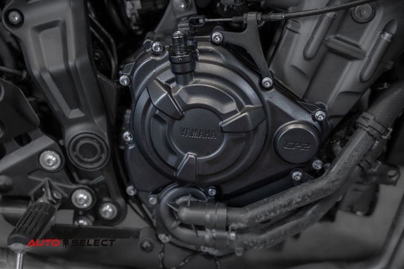 Yamaha MTN690 14 of 18