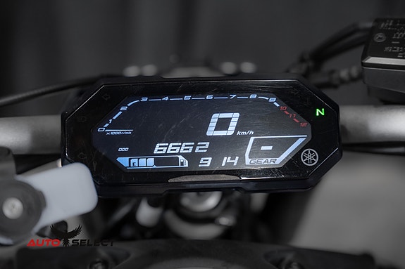 Yamaha MTN690 17 of 18