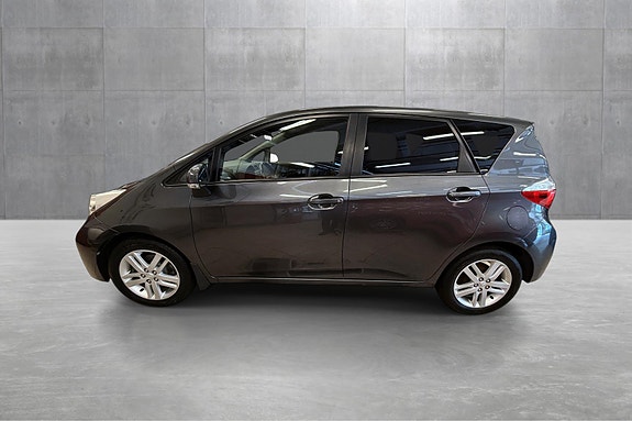 Toyota Verso-S 5 of 5