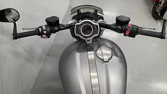 Triumph Rocket III R 8 of 10