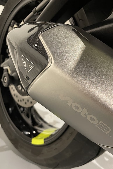 Triumph Street Triple Moto2™ Edition 14 of 17