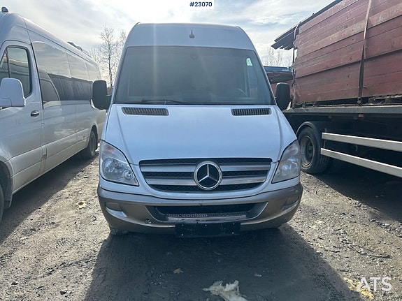Mercedes-Benz Sprinter 519 2 of 5