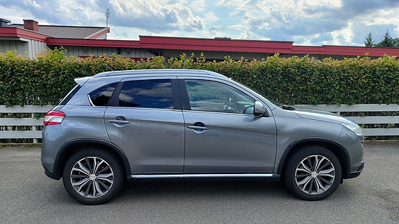 Peugeot 4008 11 of 24