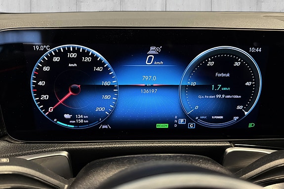 Mercedes-Benz EQB300 16 of 23