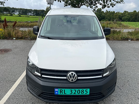 Volkswagen Caddy Maxi 5 of 5