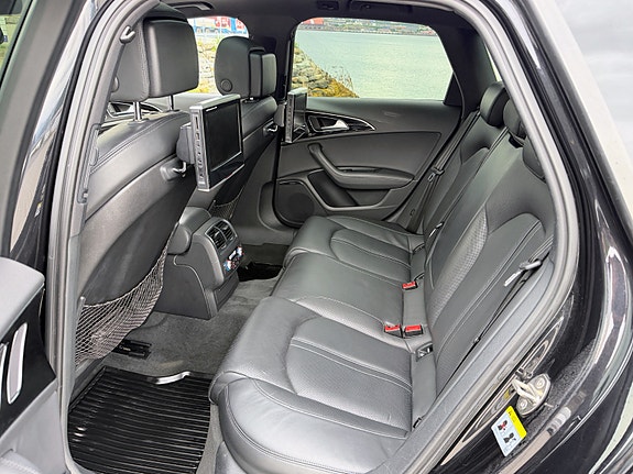 Audi A6 allroad 13 of 17