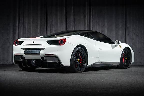 Ferrari 488 GTB 5 of 5