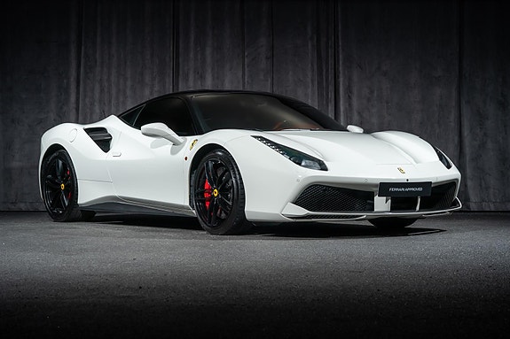 Ferrari 488 GTB 7 of 30