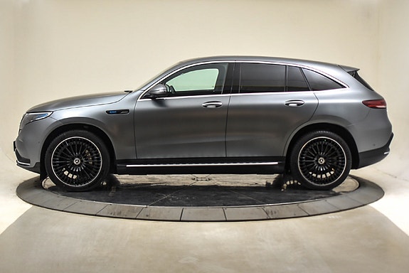 Mercedes-Benz EQC400 4 of 5