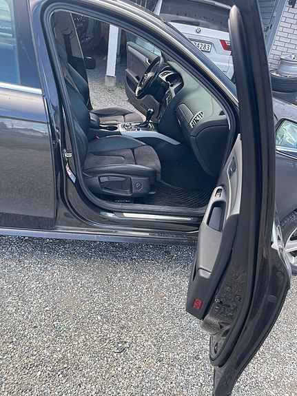Audi A4 15 of 17