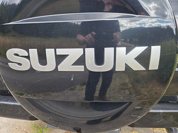 Suzuki Grand Vitara 5 of 5