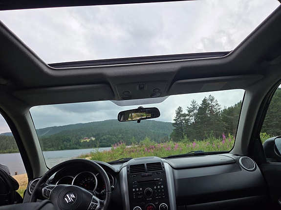 Suzuki Grand Vitara 5 of 20