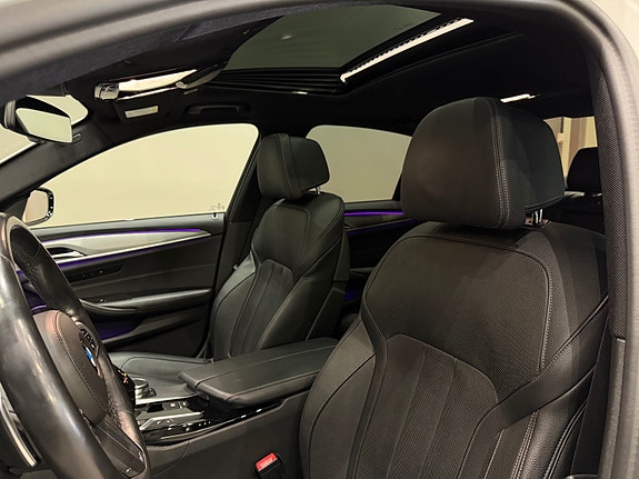 BMW 540i 17 of 30