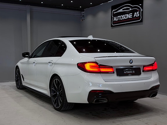 BMW 540i 10 of 30