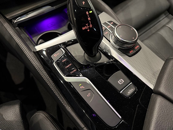 BMW 540i 30 of 30