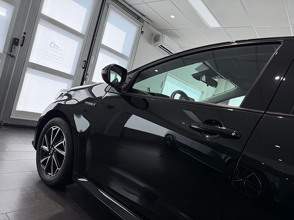 Toyota Yaris 20 of 30
