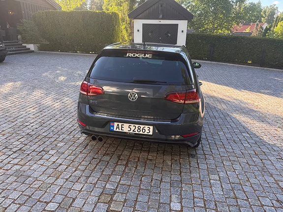 Volkswagen Golf VII 3 of 5