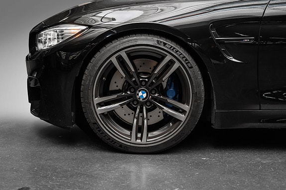 BMW M4 11 of 30