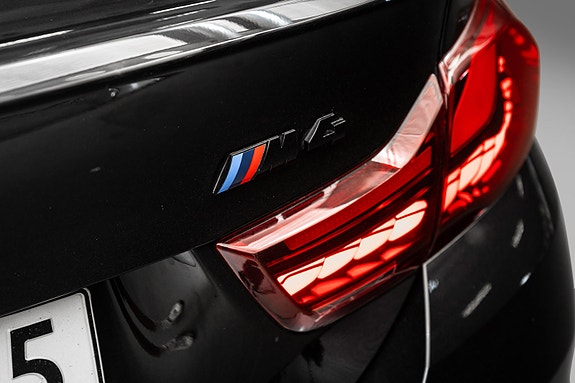 BMW M4 17 of 30