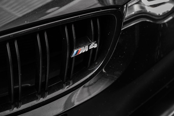 BMW M4 9 of 30